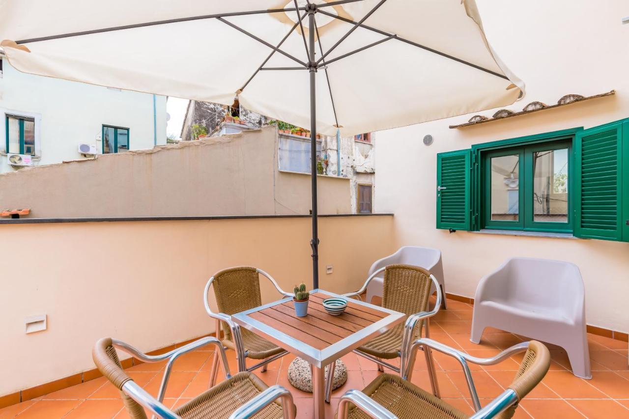 Apartmán Starhost - Terazza Barbuti Salerno Exteriér fotografie
